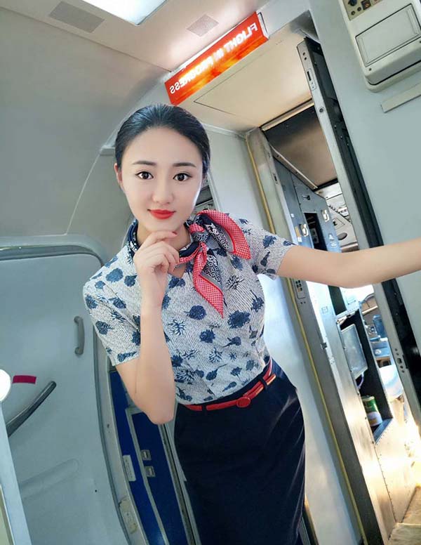 曼谷高端模特微信